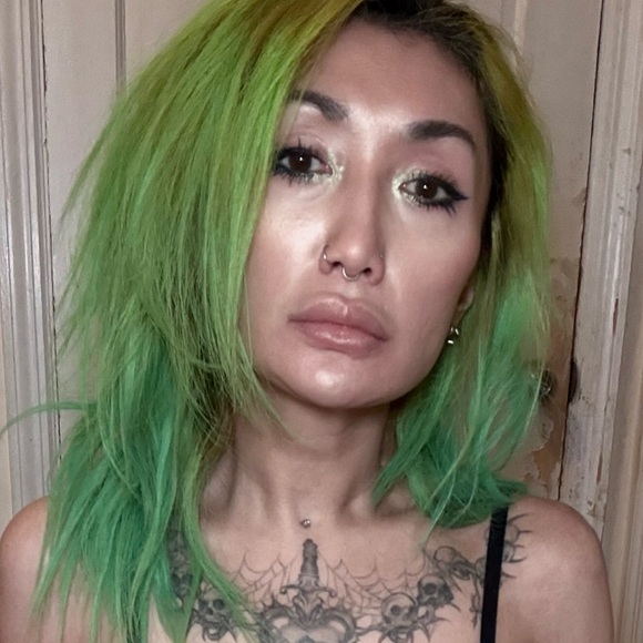 Meet your Posher, Eunice - Picture 3 of 3